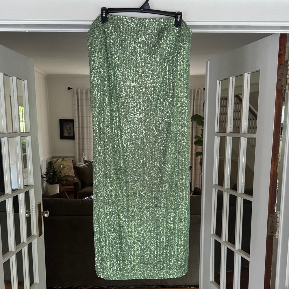 Strapless Sequin Column Dress in Mint